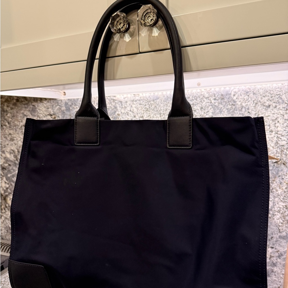Tory Burch. 16” x 12” - Picture 3 of 11